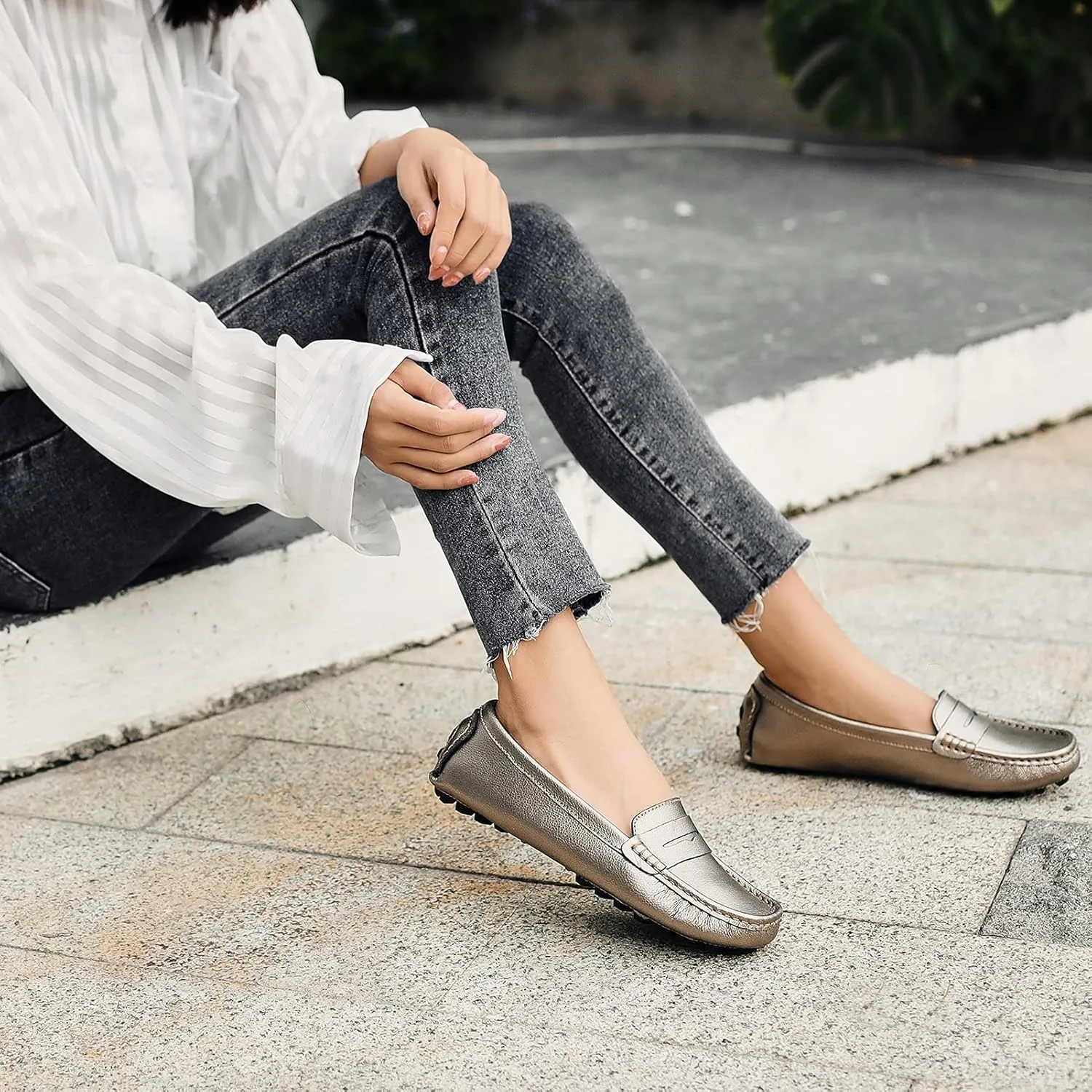 Artisure Women's Classic Comfort Leather Penny Loafers Casual Slip-Ons Lightweight Walking Flats Driving Mocs Boat Shoes