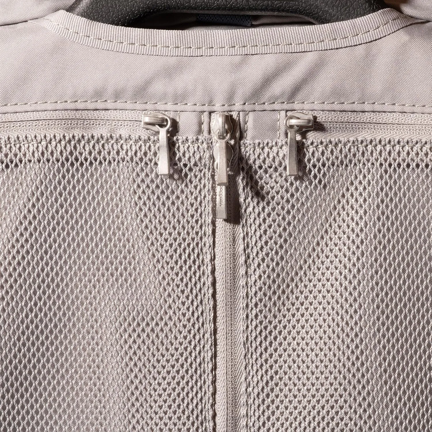 Baggallini Garment Bag