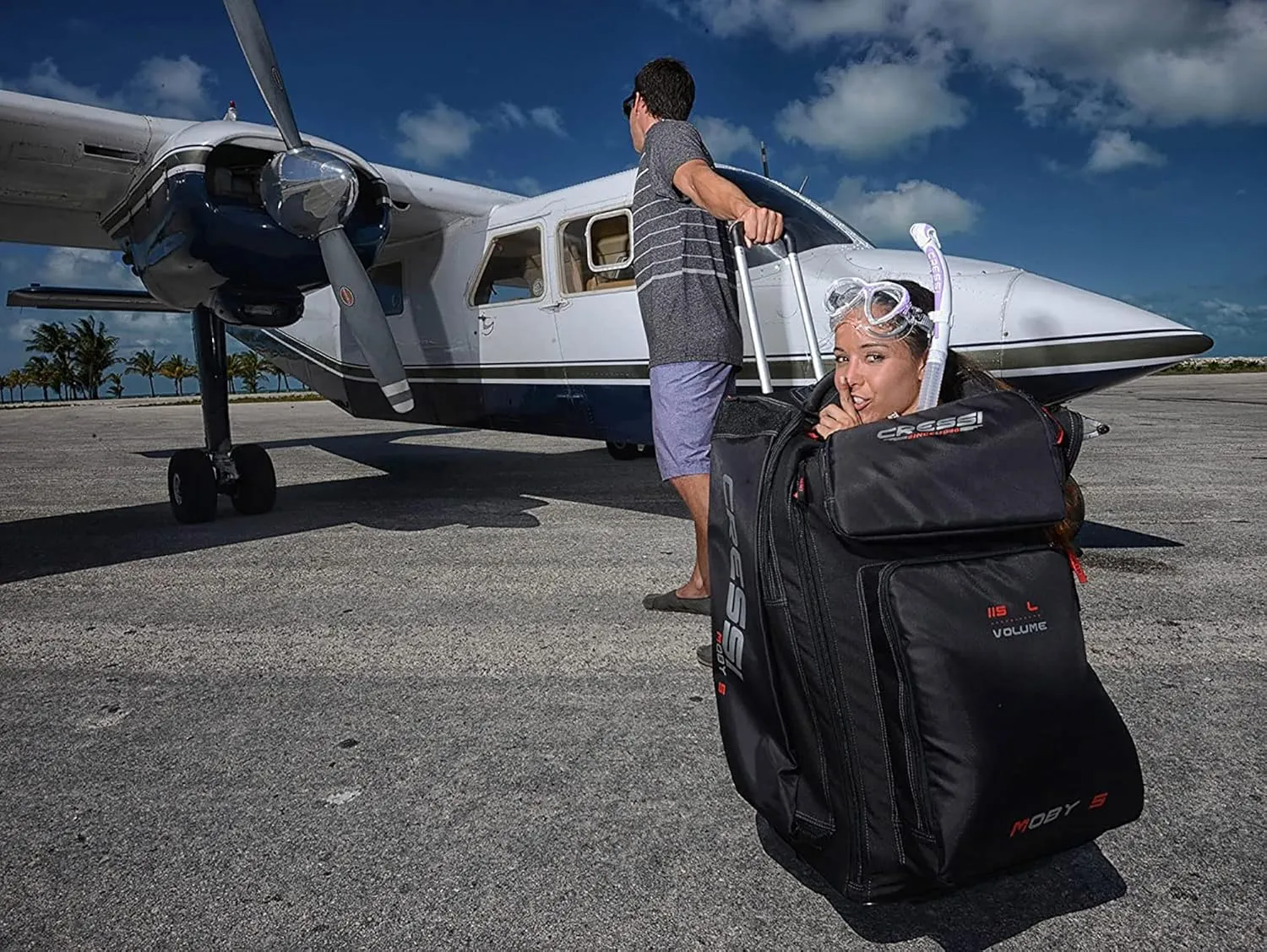 Cressi Strong Large Capacity Roller Luggage Bag 115L with Backpack Straps - Moby 5 designed in Italy