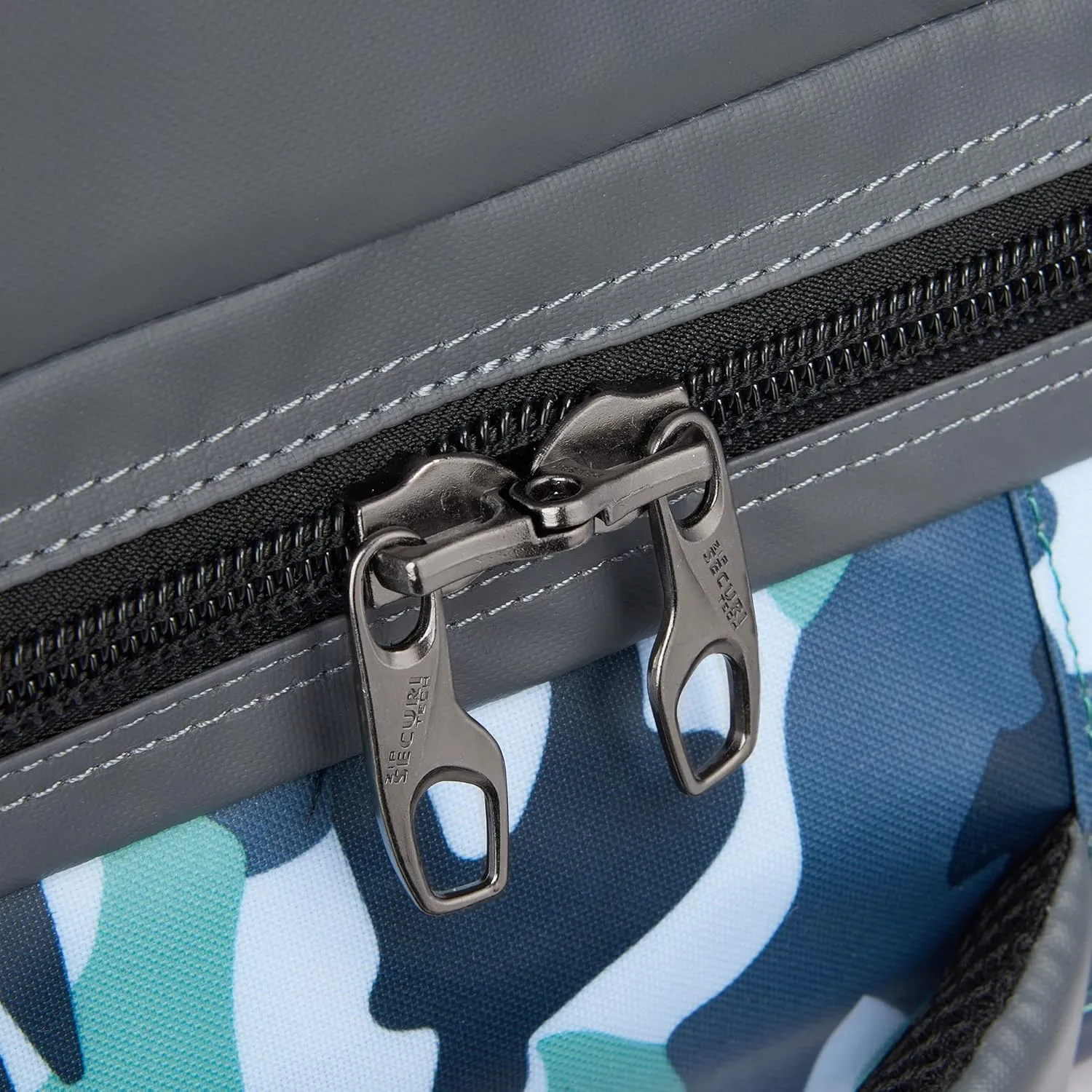 DELSEY Paris Raspail 28 Inch Rolling Wheeled Duffle Bag, Camo