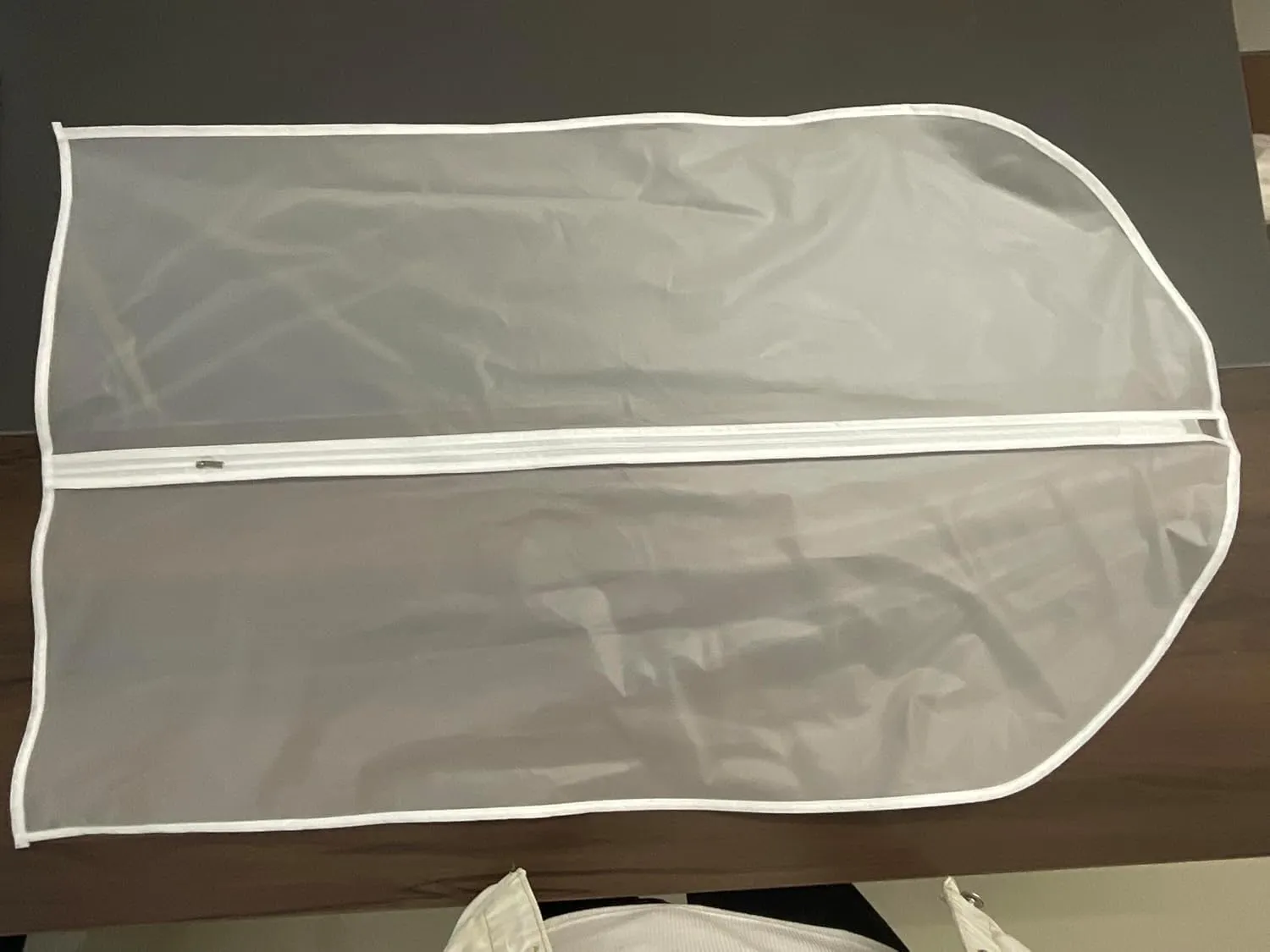 Garment Bag Covers 24'' x48'' Garment Bags White Breathable Full Zipper Dust Cover for Clothes Storage Closet Pack of 6