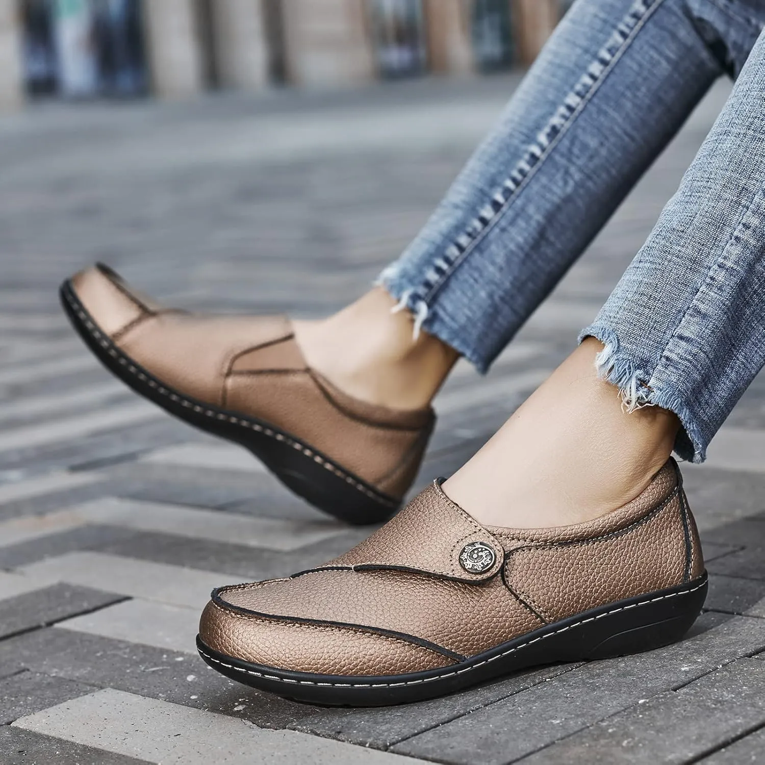Geoeleph Women's Loafers Casual Slip-Ons Comfort Walking Flats Leather Driving Moccasins