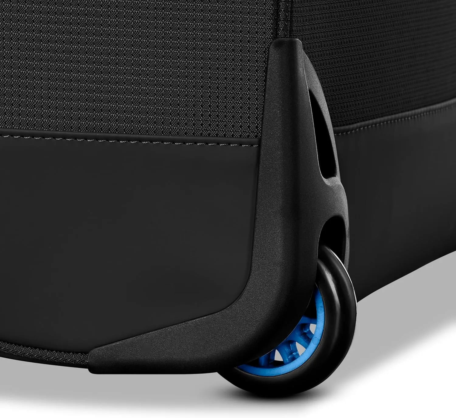 High Sierra Hi-Life 31-Inch Large Wheeled Duffle - Features Smooth Rolling Wheels, WetPak Pockets, Stack-It Strap, Adjustable Handle, Fleece Pocket, Padded Laptop Sleeve, Expandable - Blue/Black