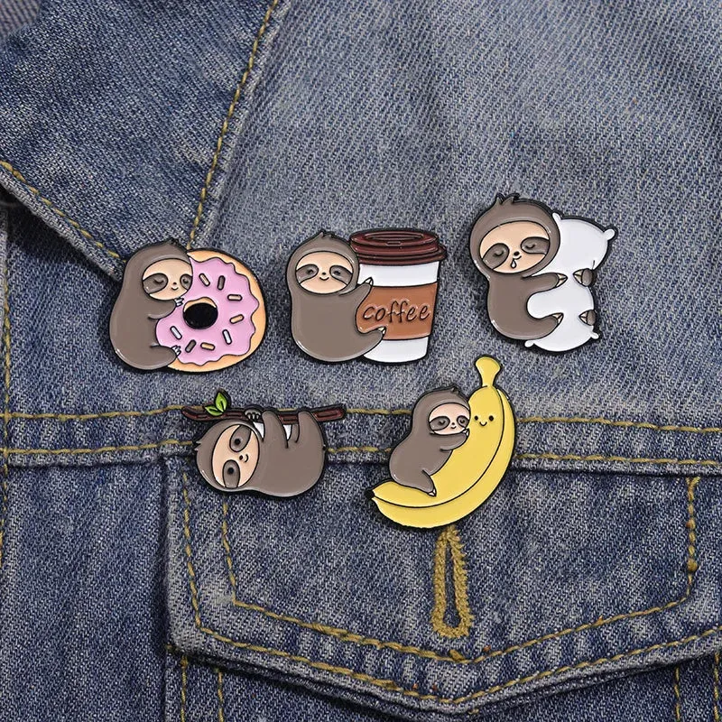 Kawaii Lazy Sloth Enamel Pin 🍩☕️ - Cute Brooch for Bags & Clothes 🦥✨ - Adorable Metal Jewelry Gift!