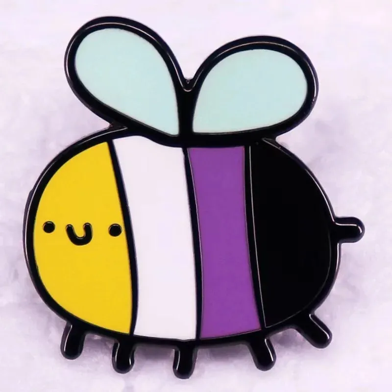 Kawaii Non-Binary Bee Brooch 🐝✨ | Cute Animal Pin for Fashion Lovers 🎒 | Unique Jewelry Gift for Friends & Family 💖