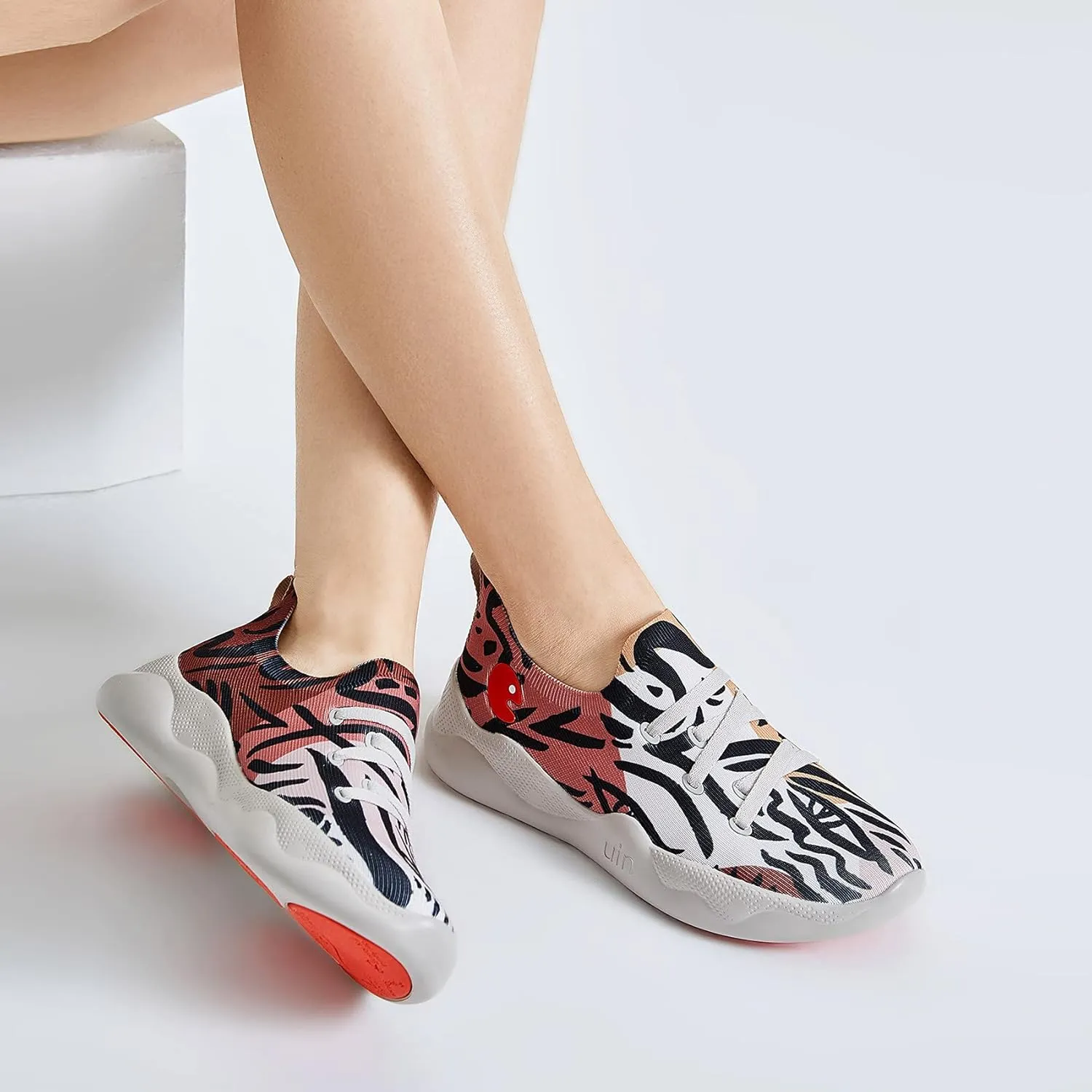 UIN Women's Fashion Sneakers Lightweight Walking Casual Slip Ons Comfortable Art Painted Athletic Travel Shoes