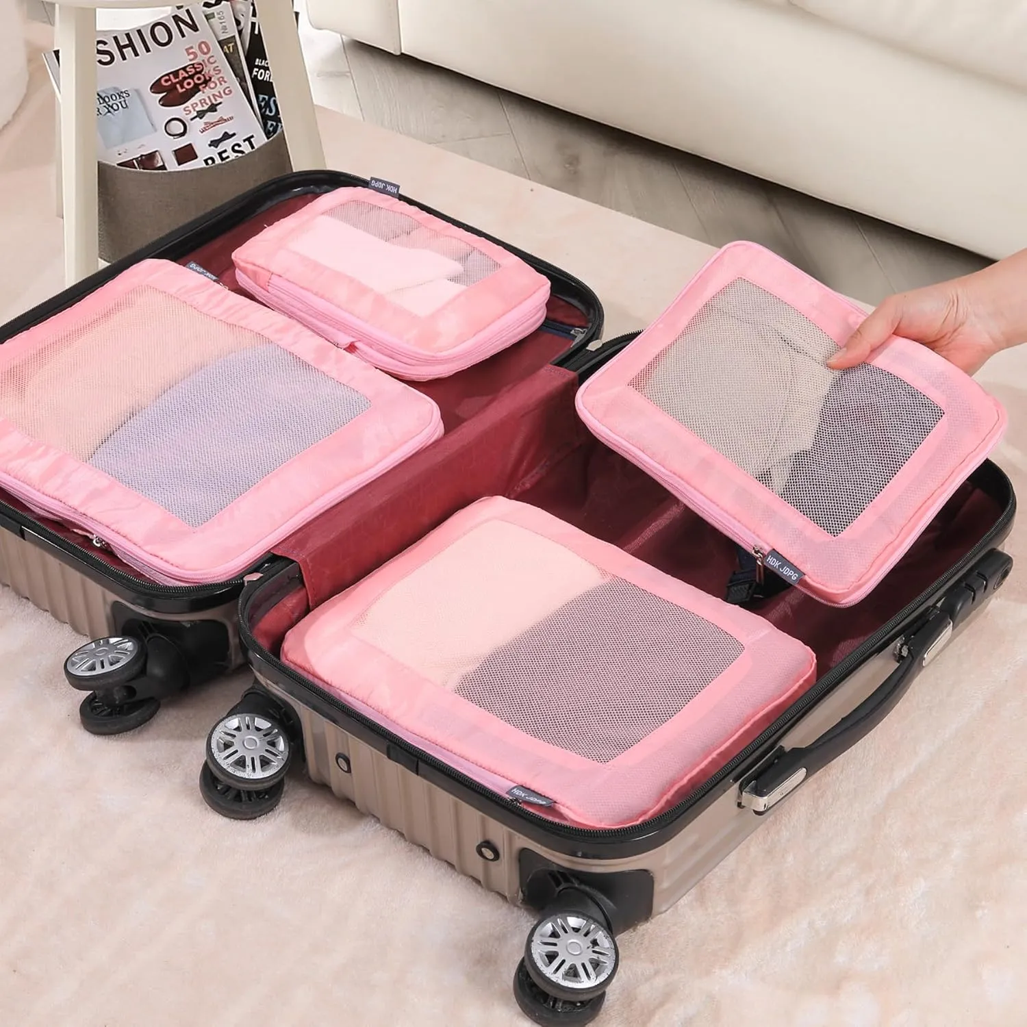 Ultralight Compression Packing Cubes Travel for Suitcases ，Compressible Mesh Packing Cubes for Travel Women Packing Organizers 4 Set